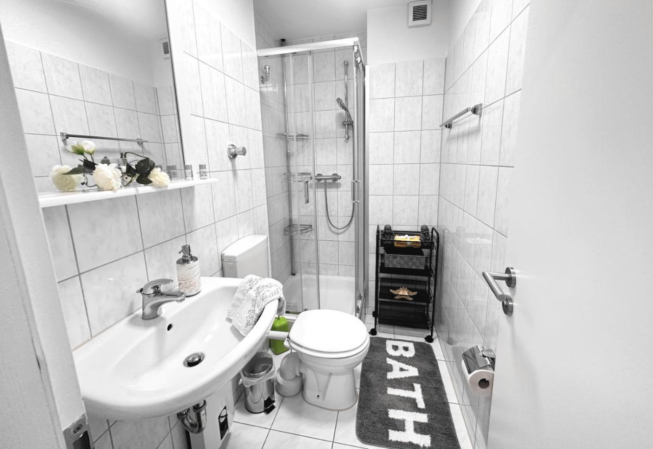 Vaz Apartments Essen, Kueche, Wlan, Tv, Netflix, Ca 15 Min Messe U Hbf Exteriér fotografie